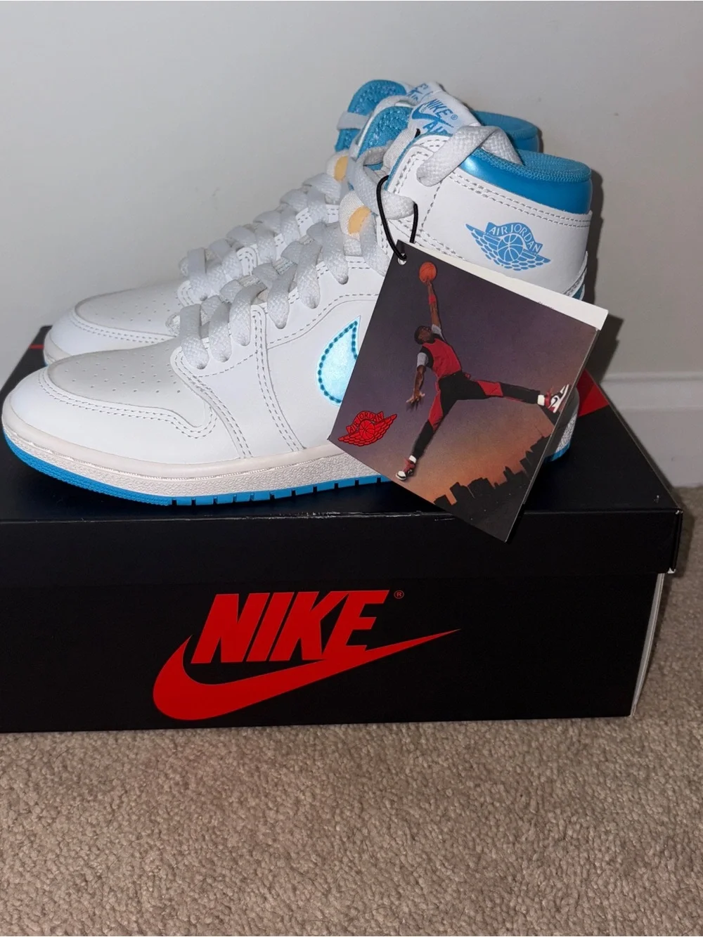 Air Jordan 1 High ’85 “UNC Metallic” PE Women’s BB Team Exclusive - SIZE 6